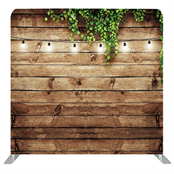 Holzwand mit Blätter